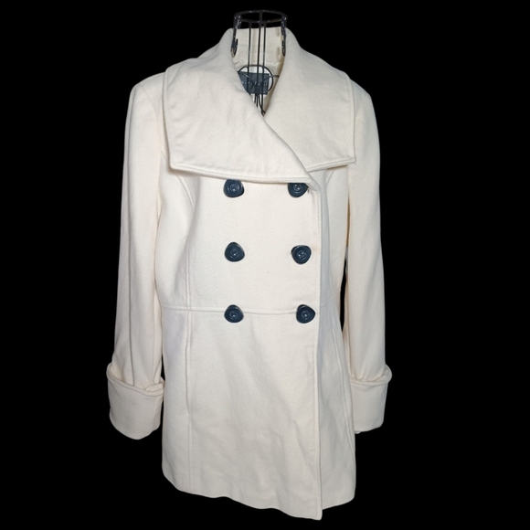 ANTONIO MELANI Cream Peacoat with Wide Lapels - Picture 1 of 10